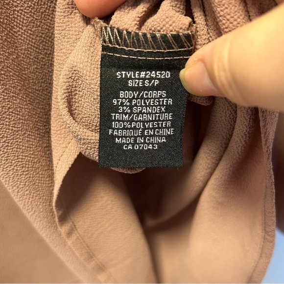 Brody Myles blouse with top lace and flowy fit - Picture 7 of 10